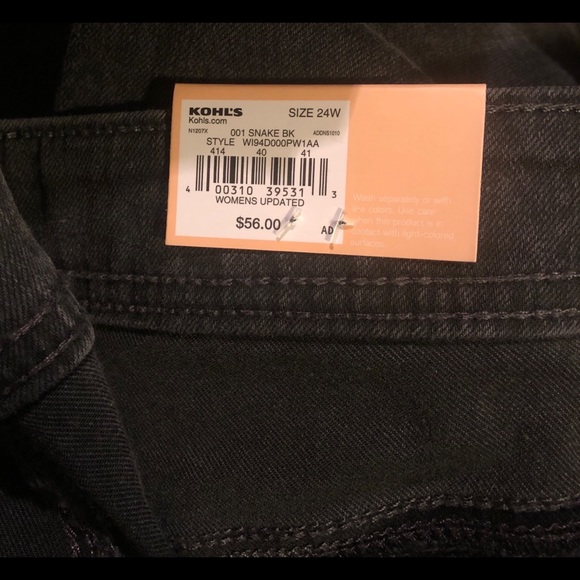 #020 Evri Plus Size Snake Print Skinny Jeans. - Picture 4 of 5